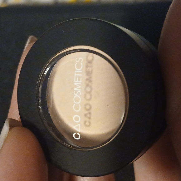 Cao professional eye makeup single shadow base color BARE - Picture 3 of 9